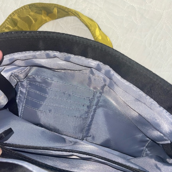 IHKWIP Shawn Killinger Couture Crossbody With Two Straps Black - Picture 11 of 11